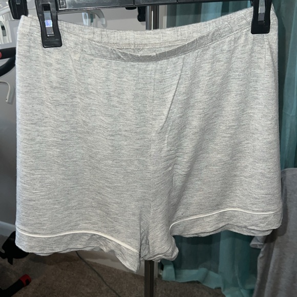 Super Soft Pajama Set - Picture 5 of 6